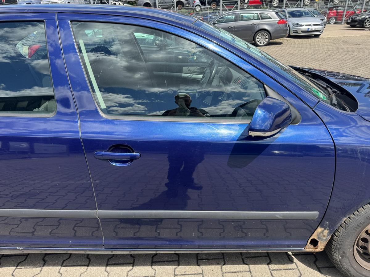 Skoda Octavia 2 1Z original T&uuml;r vorn rechts LF5Q Stormblau Metallic Rohbau Bj.2008